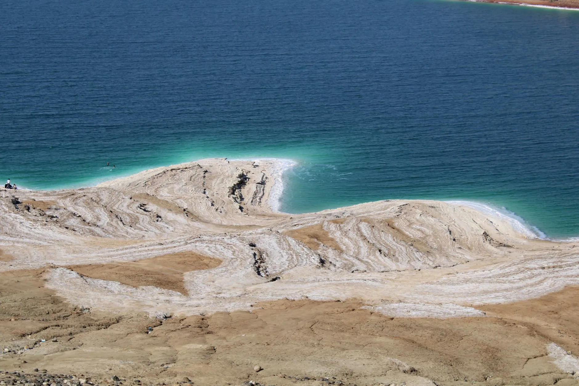 La Mer Morte : flotter dans le lac le plus bas du monde