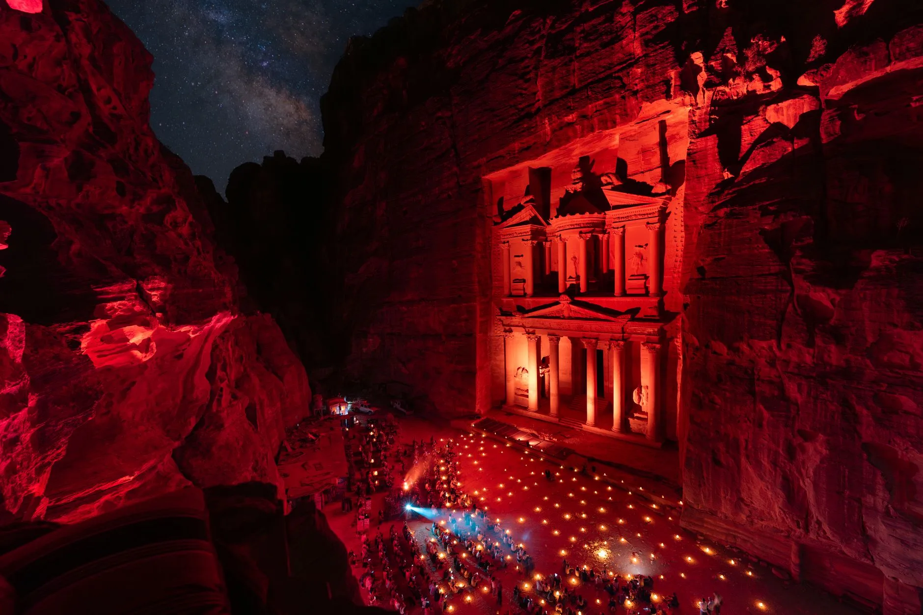 Le Trésor de Petra éclairé par des bougies lors de Petra by Night, Jordanie
